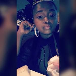 Meet your Posher, Tina